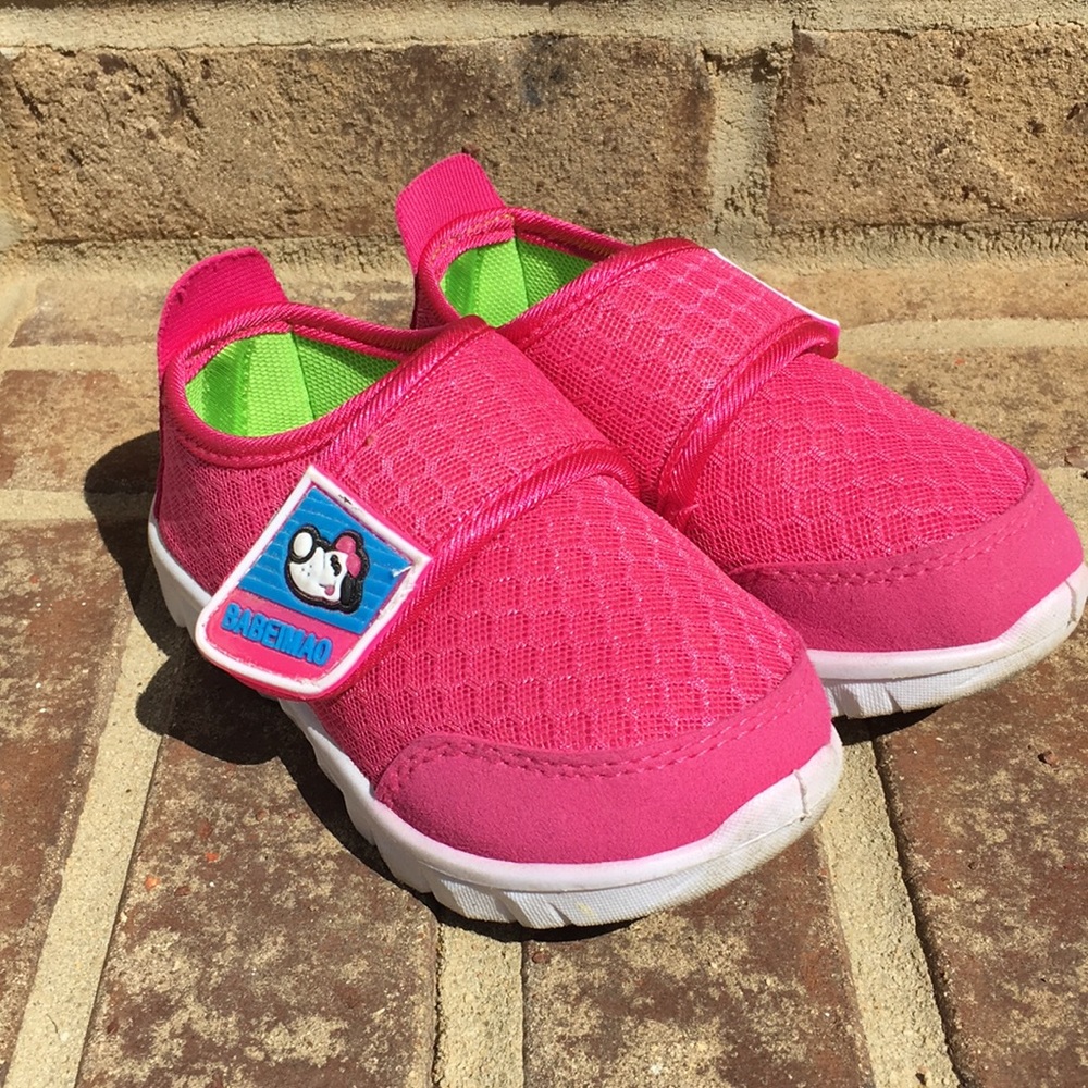 Perfect Condition Toddler Tennis Shoes!